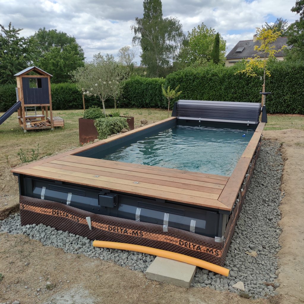 piscine sur base d'un container maritime